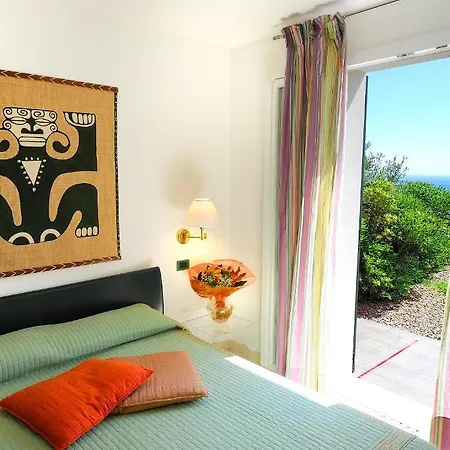 波焦代格力农家乐 迪亚诺马里纳